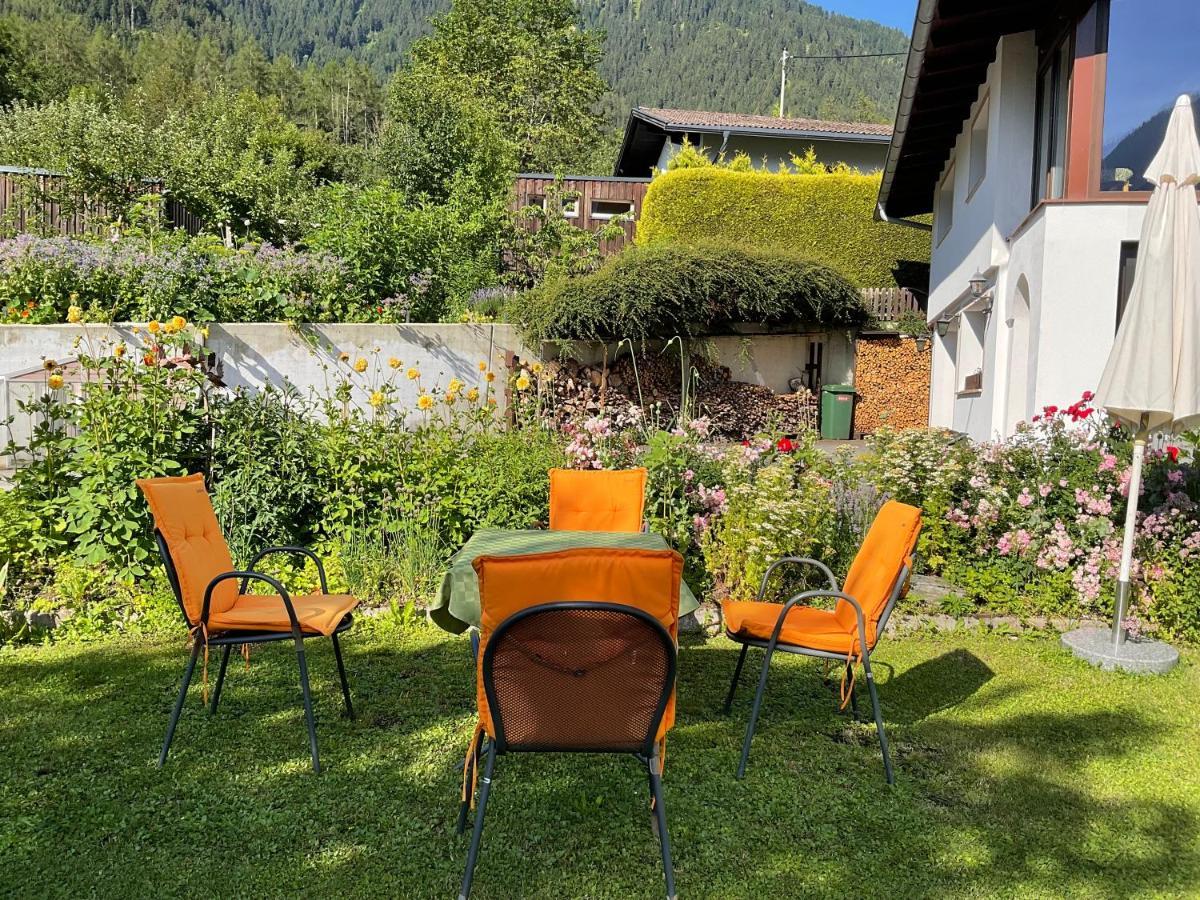 Double Room With A Kitchenette And Private Bathroom In A Beautiful Surrounding Sautens Ngoại thất bức ảnh